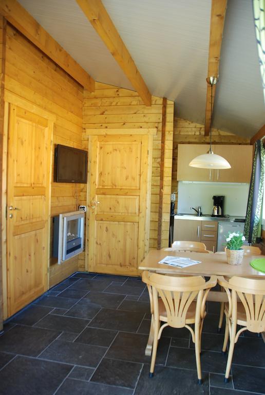 Camping "De Stuurmanskolk" Welsum Rum bild
